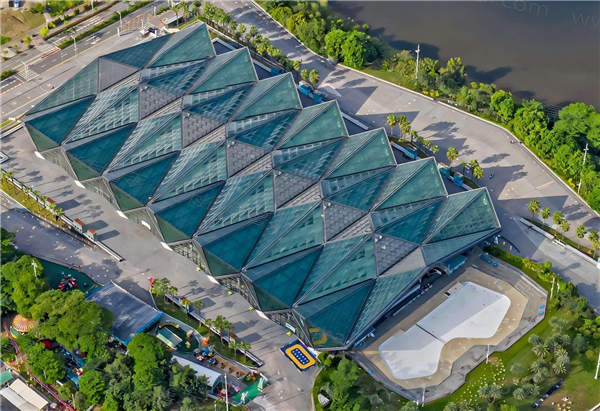 1763029428136787.png 深圳大运中心游泳馆实景图.png